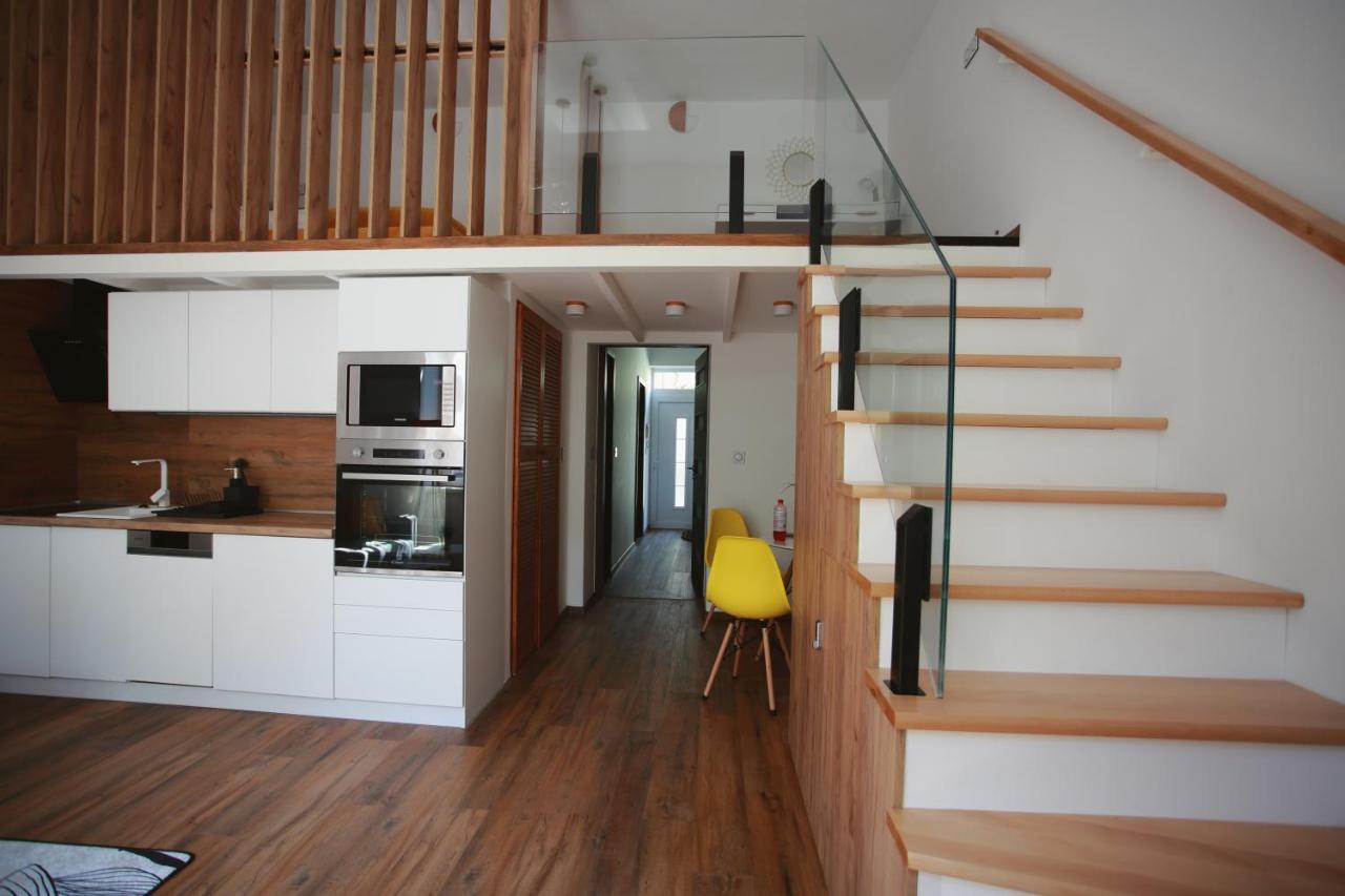 Szieszta Apartman Apartment Сегед Екстериор снимка