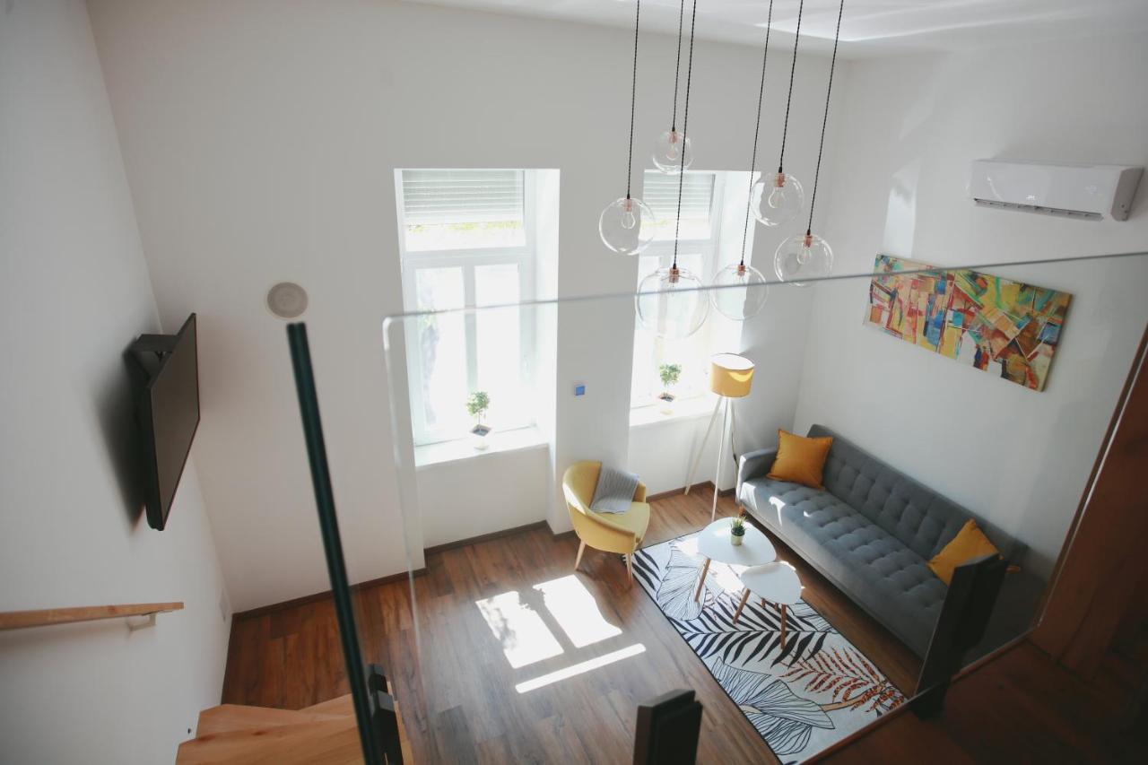 Szieszta Apartman Apartment Сегед Екстериор снимка