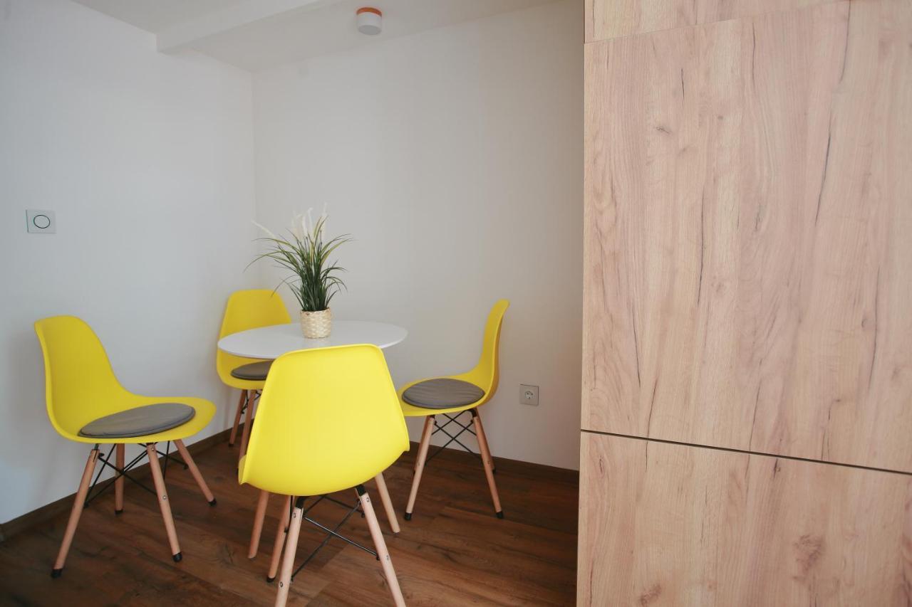 Szieszta Apartman Apartment Сегед Екстериор снимка